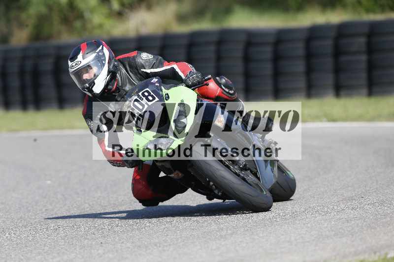 /44 09.08.2025 Plüss Moto Sport ADR/Freies Fahren/408